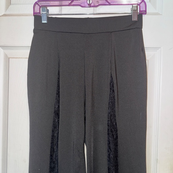 SHEIN Sxy Contrast Lace Flare Leg Pants - Picture 3 of 8